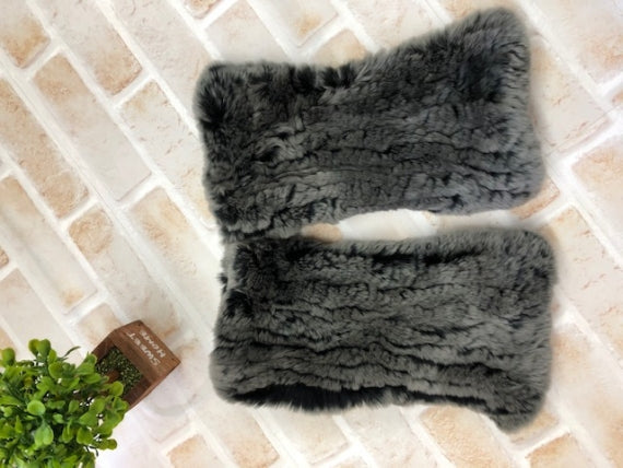 レッキスラビットファーアームウォーマーにもなるレッグウォーマー01.ブラックミックス