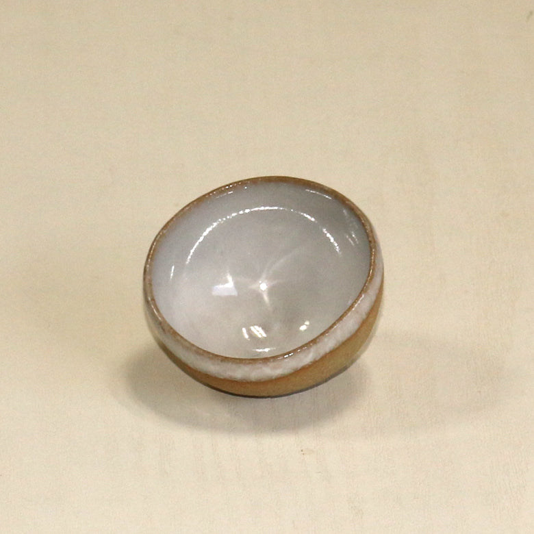 舞 作 コロン 小 白