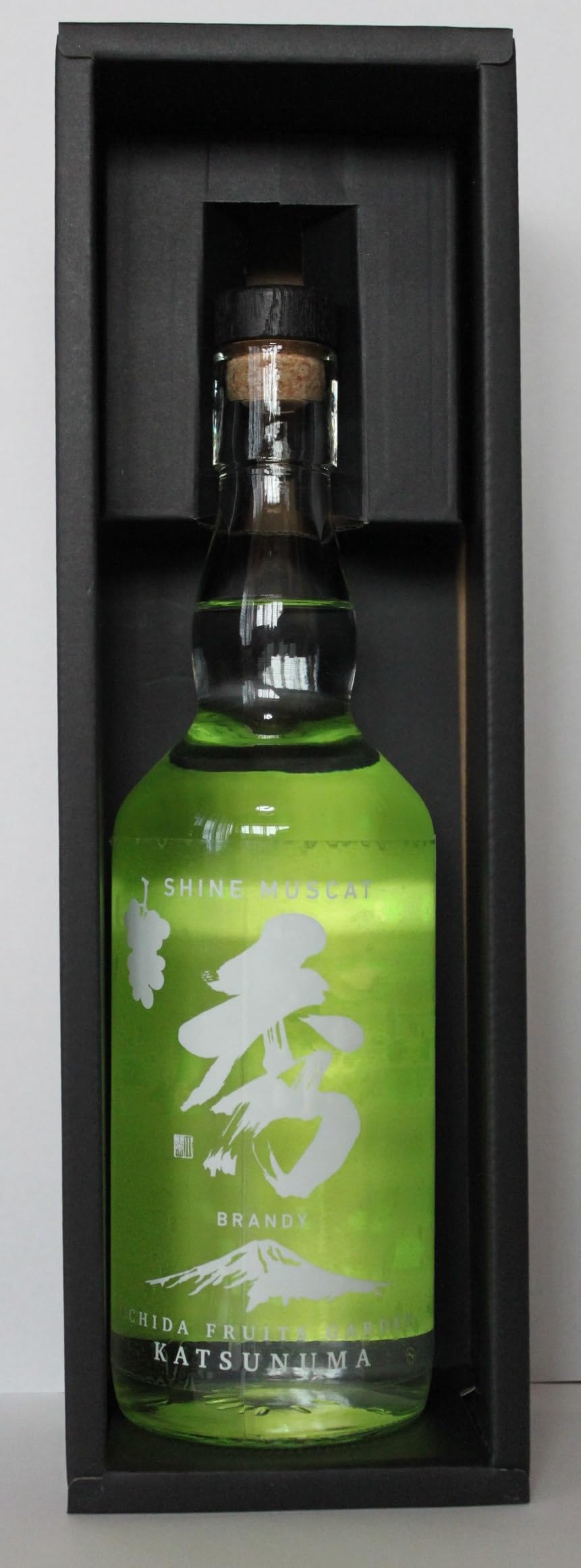 シャインマスカット ブランデー 720㎖(2月上旬発売)