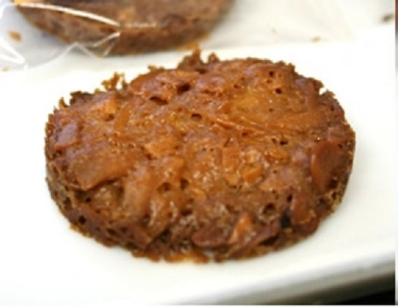 安田チュイル 20個箱入 送料込み 洋菓子 スイーツ アーモンドクッキー 新潟 お土産 ギフト 贈り物 カリッと香ばしい 新潟県阿賀野市の高品質で有名な安田瓦をイメージしてつくったお菓子 チュイルとはフランス語で瓦という意味です