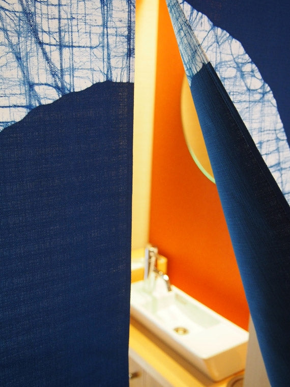 【のれん(暖簾)】円のれん全9色(青)和風モダンで洋室にも合う、暖簾。ナチュラルな色も。日本製 のれん 暖簾 ギフトにも!【日本ギフト大賞2017】