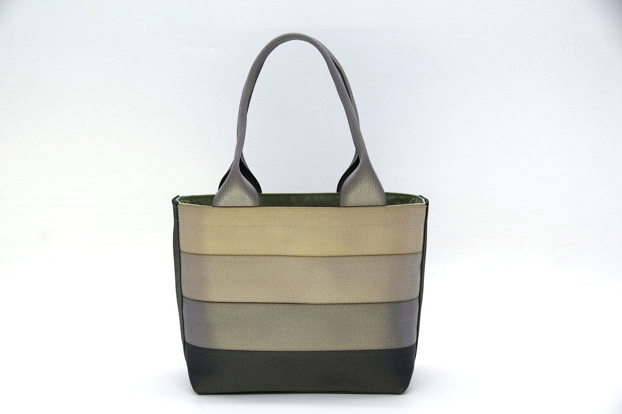 トートバッグ【Sサイズ】収納口25cm 高さ 約20cm×横20cm×マチ10cm 持手長さ40cm 重さ350g