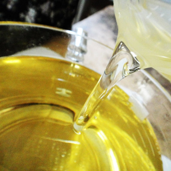 【送料無料】 青森ひば 天然ヒバ 精油 業務用 (1リットル) 【2007】