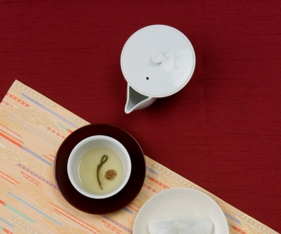 吉兆招福 【大福茶】 袋入(かりがね3g×10袋 / 福梅・福昆布 各5ケ×2袋)