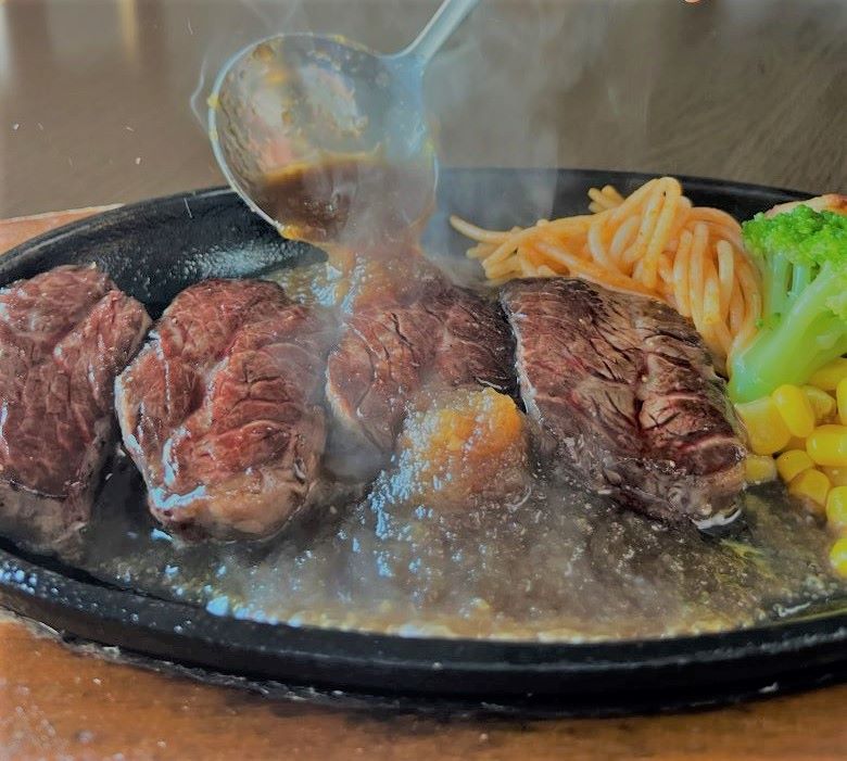 【送料込】ステーキ山 自宅用(5本セット) ■山のたれ3本とイタリアンドレッシング・ゆずオニオンドレッシングのセット