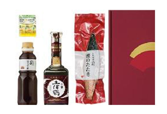 土佐料理 司「鰹のたたきと大吟醸酒 土佐鶴『天平』のセット」