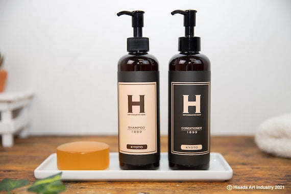 ~ 京都の老舗理美容室が開発!ギフトボックス入 SHAMPOO / CONDITIONER /  SHOWER GEL/WATER CREAM1899 KYOTO 各250ml 4本セット