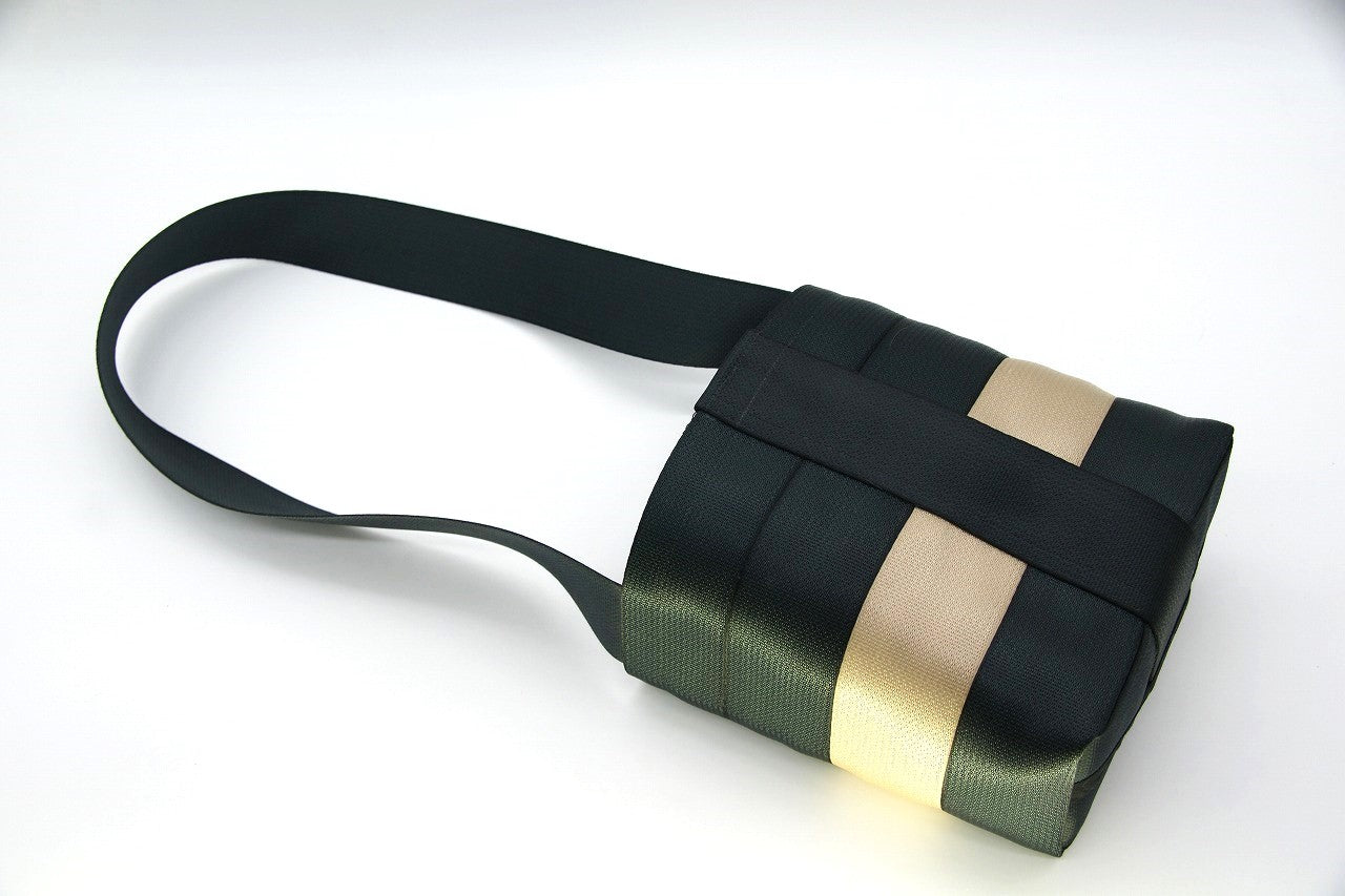 車内バッグ【エコポケ】収納口20cm 高さ 約20cm×幅18cm×マチ10cm 引掛け長さ70cm 重さ300g