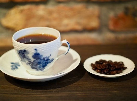 人気の可愛い張り箱に入れてお届け。ギフトに最適です! 風の散歩道 コーヒーセット父の日 コーヒー ギフト 個包装 10枚 高級 ドリップコーヒー プチギフト コーヒードリップセット 高級コーヒー ドリップパックコーヒー ギフトセット 珈琲 コーヒーギフト ドリップバックコーヒー おいしい珈琲 贈り物 贈答 いい香り