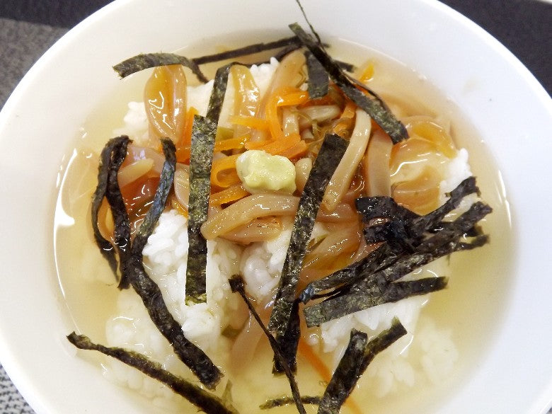 【新商品】いか刺し松前漬180g<刺身いかを松前漬けダレで調味しました>居酒屋で大人気です!