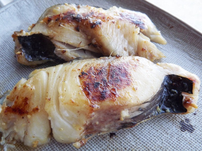 【高級 銀だら 4切】「新物は10g大きくこだわりの厚さ」を「特製みそ漬けに!」2切×2パック 合計4切。皮まで美味しく食べられます!