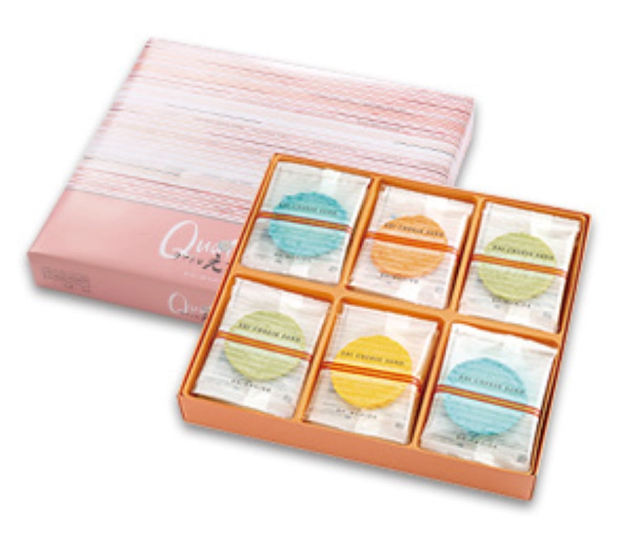 クアトロえびチーズ~えびとチーズの美味しい出会い~4種のチーズとサクサクのえびせんべい