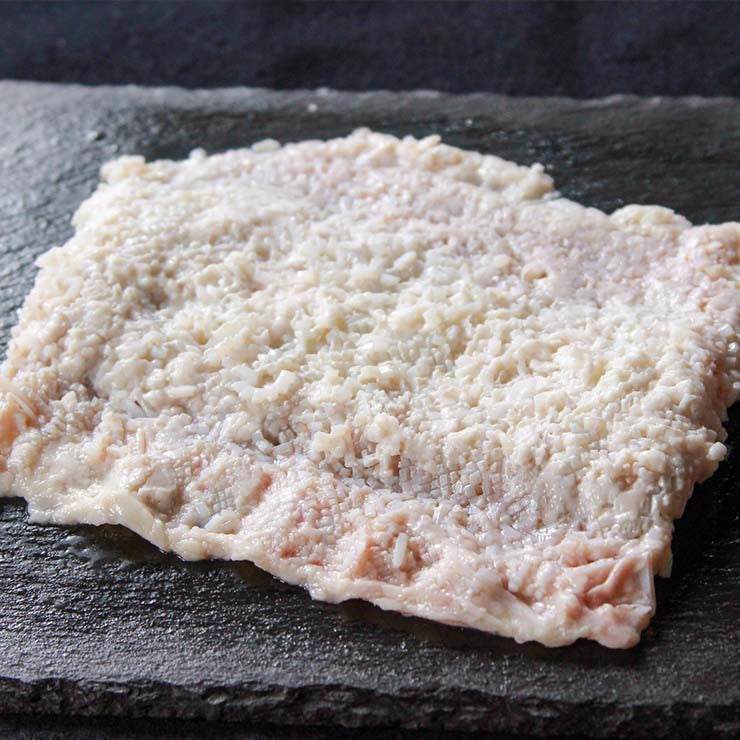 国産牛ウルテ 500g ホルモン フェガミ フエガラミ キカン のど軟骨