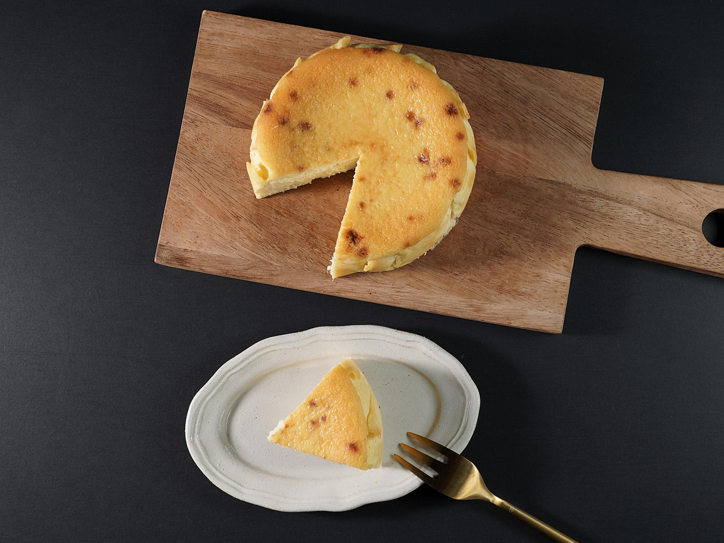 shirokane sweet TOKYO ワインで嗜む大人のチーズケーキ プレミアム白金バスク(ブルー)