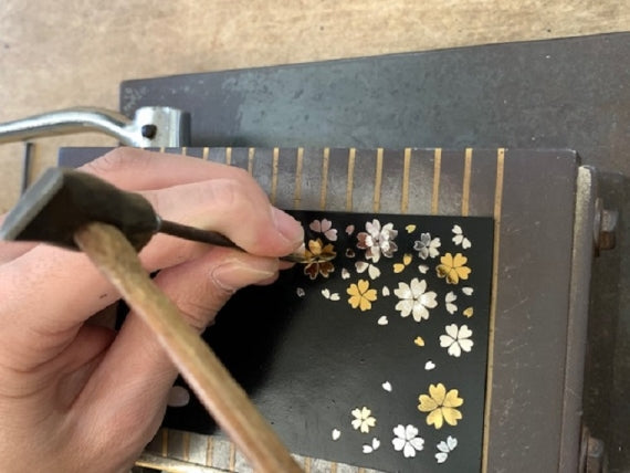 透かし象嵌 バラ ペンダント