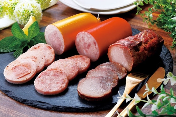 【送料無料】鹿児島産黒豚の炭焼き焼豚とハムギフトセット
