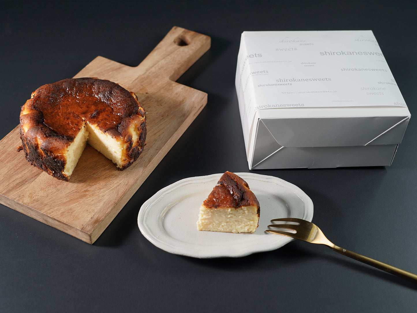 shirokane sweet TOKYO プレミアム白金バスクチーズケーキ
