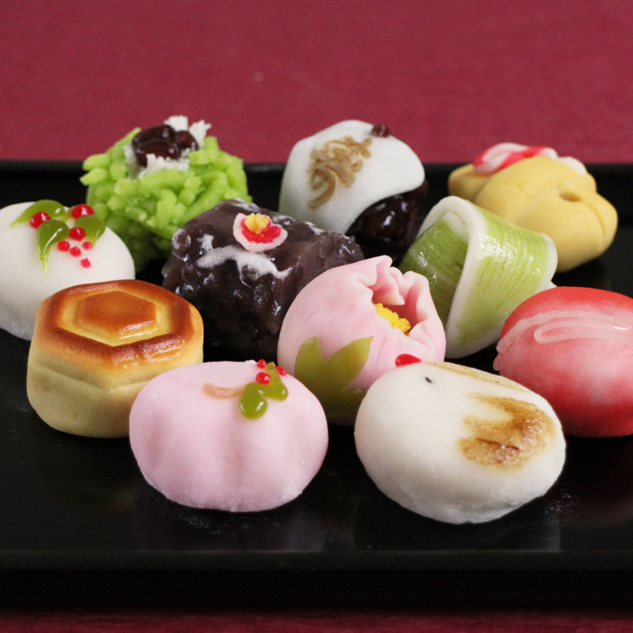 【和菓子のおせち・送料込み】本物の手作り 迎春上生菓子 12選