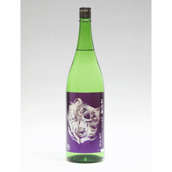 【新酒しぼりたて好評販売中】純米辛口しぼりたて生酒　大虎1.8L【酒・ジュース・飲料】