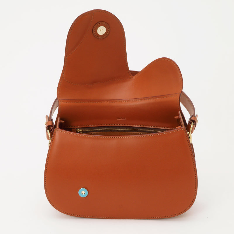 E933　New Saddle