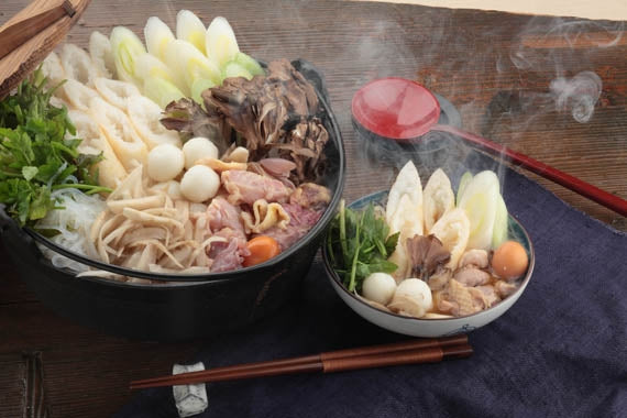 きりたんぽ「極」セット<４人用>比内地鶏ストレートスープ！比内地鶏の胸肉、もも肉入り