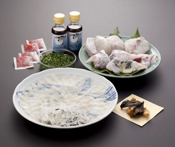 【送料込】 活き とらふく料理セット(2人前)　F-0140