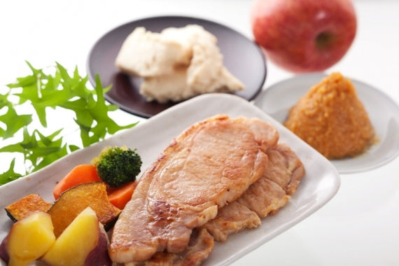 【ＴＢＳ系列「所さんお届けモノです！」で紹介！】極熟 香味和紙包み「エゴマ豚」極コース【10枚入】