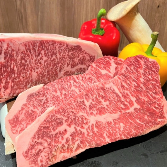 宮崎県産　パイン牛(黒毛和牛)　ロースステーキ　２枚入り　1枚約200g【精肉・肉加工品】