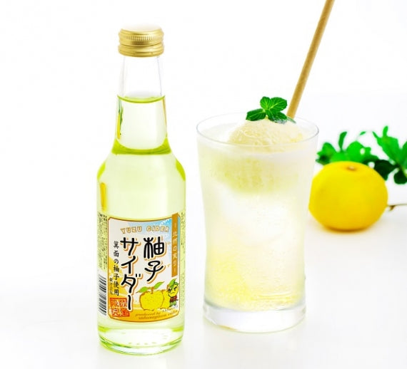 生搾り果汁入り「柚子サイダー」（250ML×12本入）