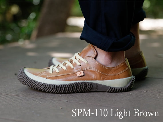 【サッカーや野球のスパイクにも使われるカンガルーレザーを使用し、疲れにくく感じるほどの履き心地！】SPM-110 Light Brown 日本製ハンドメイドスニーカー サイズ交換可能 スピングルムーヴ SPINGLE MOVE 靴