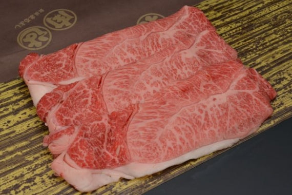 松阪牛すき焼き用（肩・モモ）400ｇ