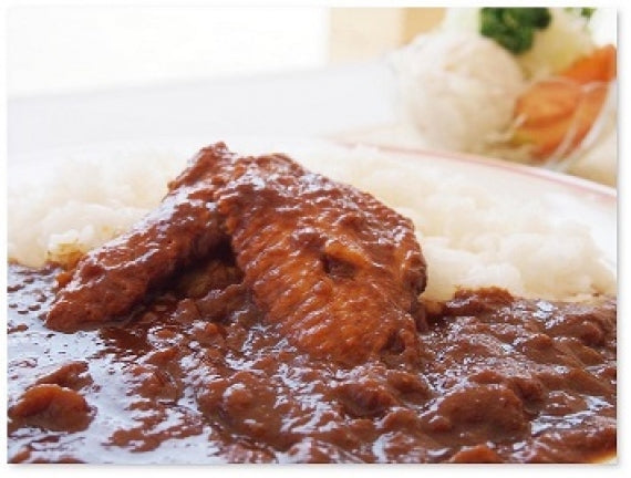 奥美濃古地鶏　手羽先やわ煮カレー4個セット