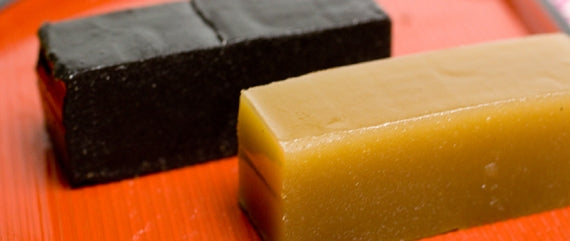 ごま羊羹（250g）【白ごま・黒ごま】2本入