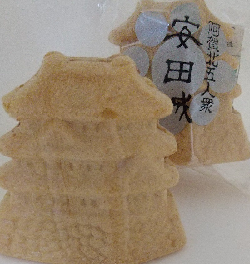安田城12個入　最中　送料込み　和菓子　お菓子　あんこスイーツ　お城のかたち　