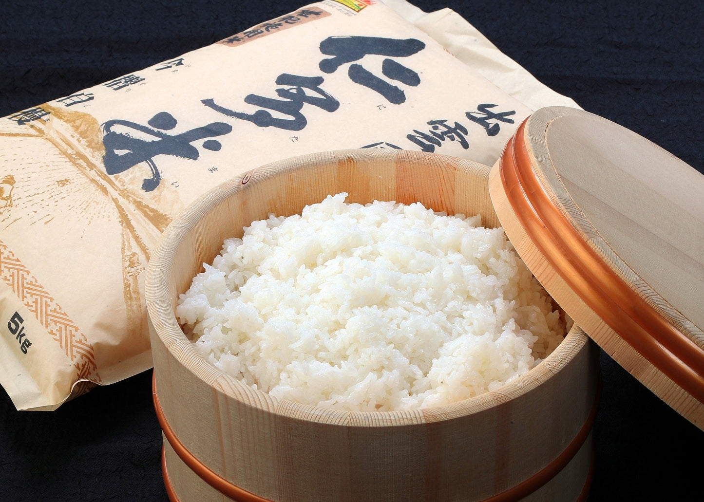 【令和７年産】「出雲國　仁多米」5kg×2袋　自然の恵みと徹底した品質管理【送料込】