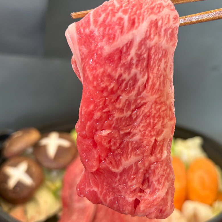 赤牛ロース（すき焼き用）300ｇ【送料無料】【精肉・肉加工品】