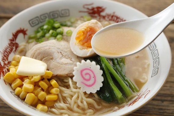 ＜北海道限定＞かに味生ラーメン・4食入(スープ付)