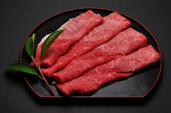 松阪牛すき焼き用（肩・モモ）300ｇ