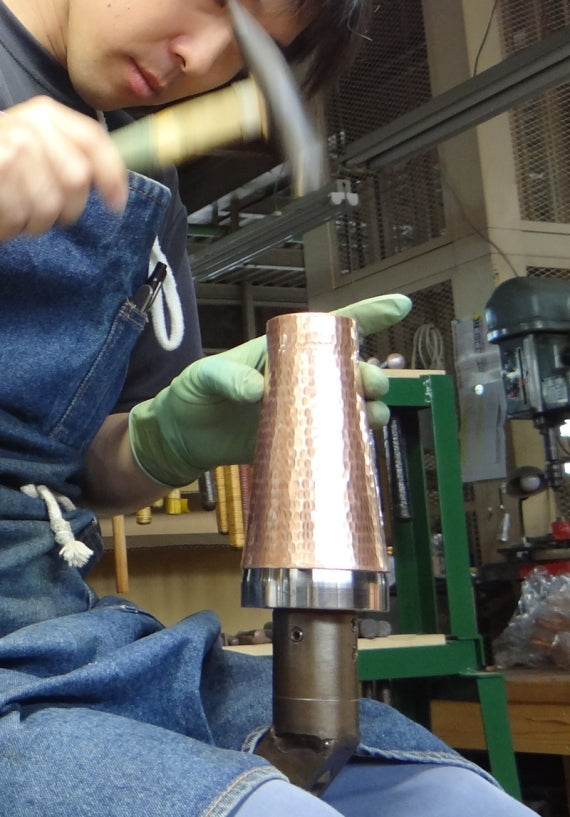 銅製手打ち青被仕上げタンブラー　中　BR-002B　新光金属　COPPER100　新光堂