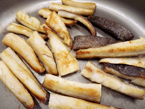 【骨なし※皮まで食べられる】凍ったままフライパンで焼き、ササッとお茶漬けで！北海道の真ほっけカット200ｇ×４パック