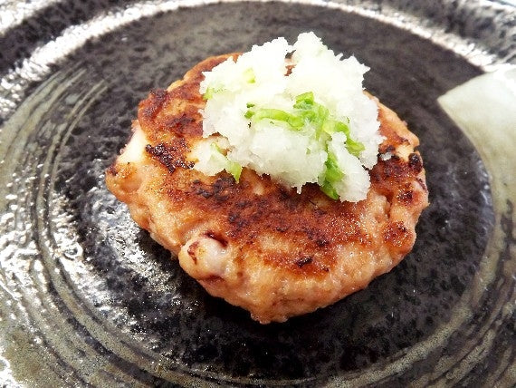 【再入荷！】業務用ヘルシー海鮮ハンバーグ【いか】※北海道のイカと鶏肉のハンバーグ  12枚 ※いかのコリコリ食感が！