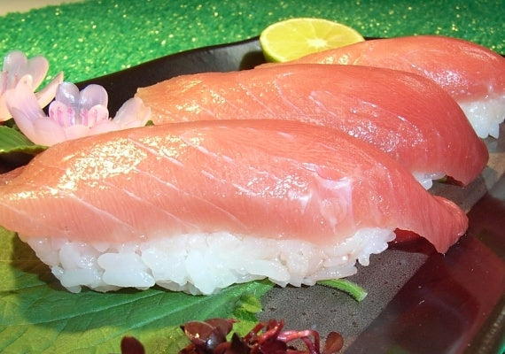 【マグロ漁船直販】メバチマグロ赤身セット【鮮魚・魚加工品】【ギフト・熨斗対応可