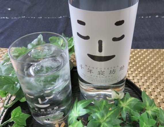 飲んだらスルッと、クセなくグイッと。『千年寝坊助』720ml 25度