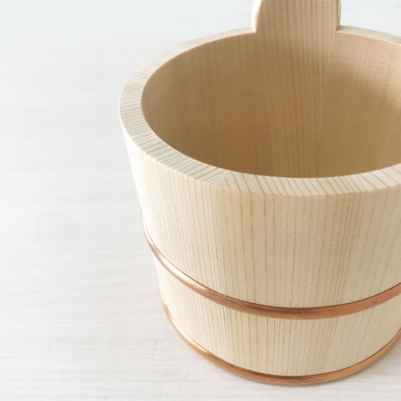 安心の国産木工品】 さわら材の片手桶 (手桶 銅タガ) 湯桶 木桶 風呂桶