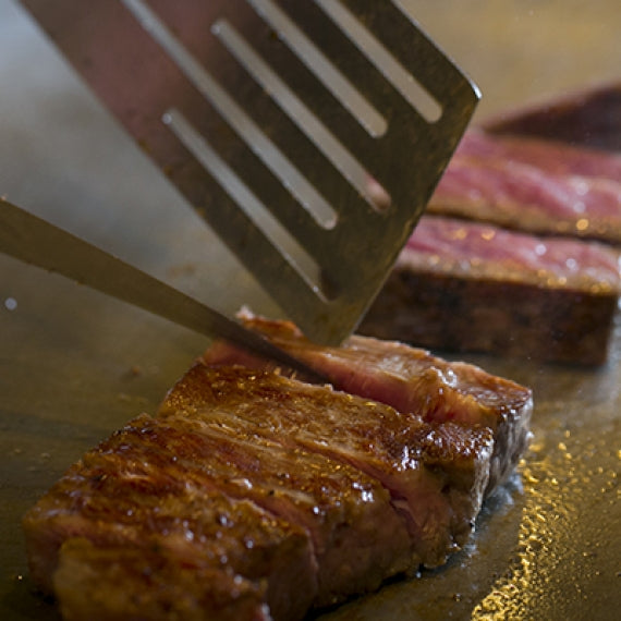 宮崎県産　パイン牛(黒毛和牛)　ロースステーキ　3枚入1枚約200g【精肉・肉加工品】