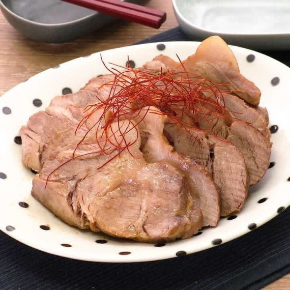 早池峰(はやちね）三元豚肩ロースブロック【岩手県産豚】【煮豚用】