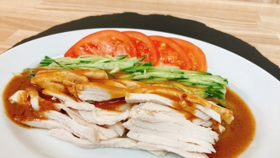 【5月7～13日ポイント5倍】＼送料無料／【お試し】徳島県産神山鶏むね肉［210ｇ×3Ｐ］1枚ずつ真空パックでお届け！！