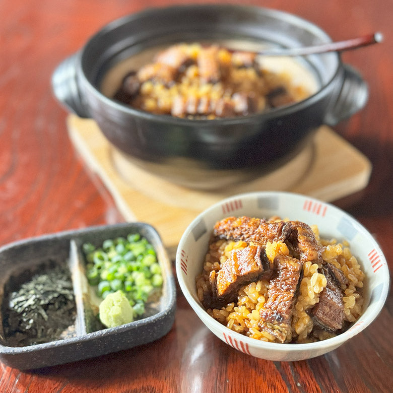 炊き立てご飯に混ぜるだけで老舗専門店の味　本格うなぎまぶしの素　詰合せ（3袋入）　MMT3