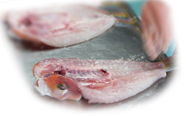 浜田産こだわりの甘鯛一夜干し　2尾入り【送料込み】（北海道・沖縄は８８０円（消費税込み）加算となります。）【グルメ・おつまみ】【鮮魚・魚介類】