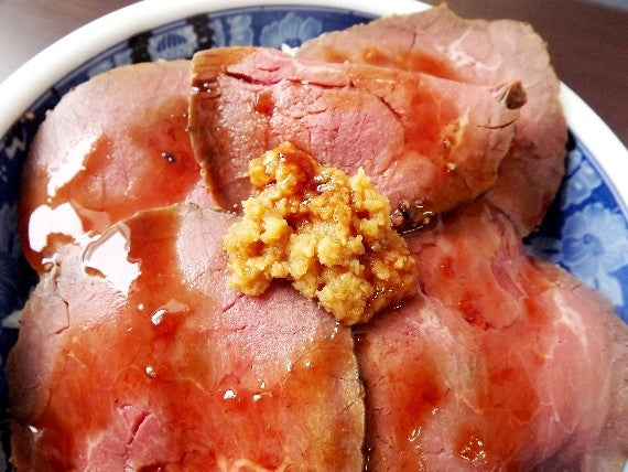 【うに：送料無料】特撰ローストビーフスライス・利尻島一夜漬うにセット※料理店の高級メニューをご家庭で！※